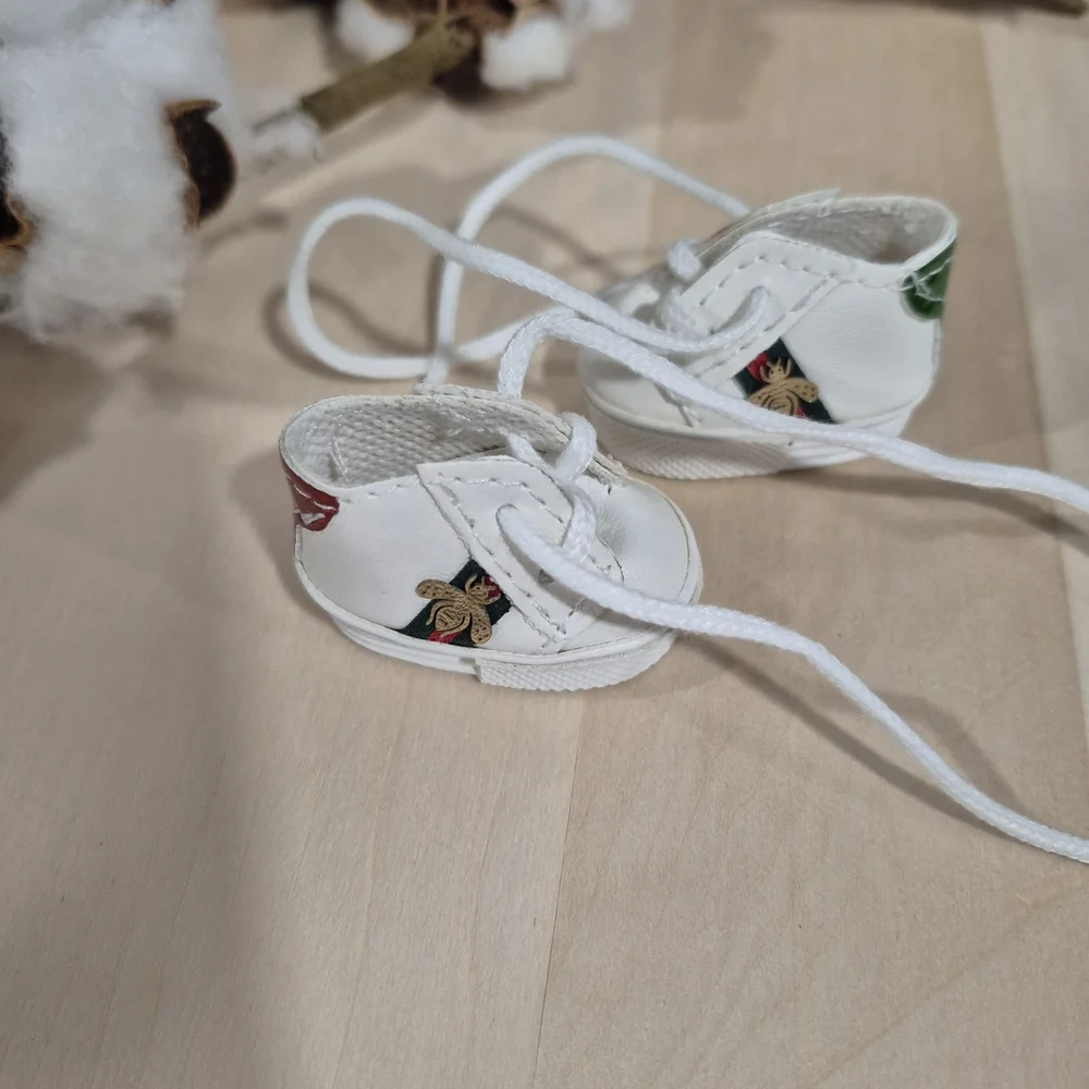 🎊🎊NEW🎊🎊 ADORABLE!! LABUBU Tennis Shoes In WHITE, RED AND GREEN